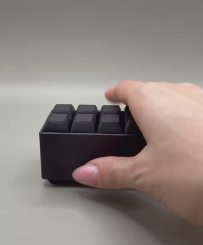 Clickity- Key 16 Black Edition